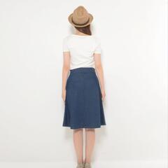 【新品限定販売】フロントボタンサーキュラースカート ブルー Mの画像