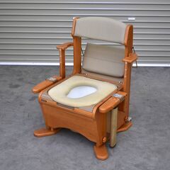 ≪zyt2290ジ限≫ 美品 Panasonic 家具調トイレ 座楽アウポットひじ掛け昇降 パナソニック/排泄用品/介護トイレ/介護椅子/宮城県仙台市 70617-01の画像