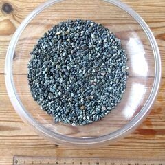 プラスチック製金魚鉢　砂利入り（7/5受渡し完了）の画像