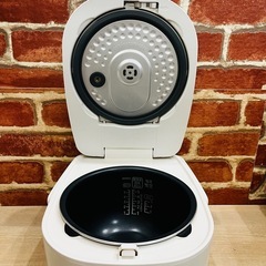 【アイリスオーヤマ】Ihジャー炊飯器 ERC-IB50-W-Dの画像