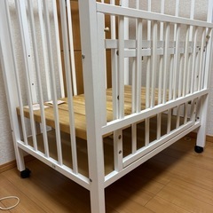 【値下げしました】ベビーベッドの画像