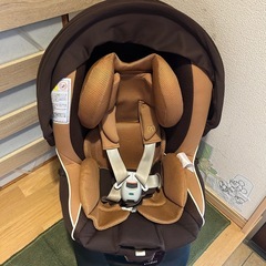 ‼️向き替え・乗せ降りラクラク☺︎‼️ 上位モデル　ailebebe　エールベベ・クルットＮＴ２ プラウド　ALB871 チャイルドシートの画像