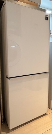 【美品】 シャープ プラズマクラスター冷蔵庫 137L