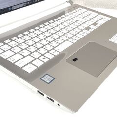 美品　東芝 サテンゴールド　dynabook　FULL HD IPS液晶15.6インチ  Core i3　8GB　SSD256GB　Bluetoothの画像