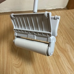 伸縮タイプ粘着クリーナーの画像