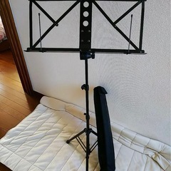 ★決まりました★折りたたみ楽譜台、譜面台、楽譜スタンドの画像