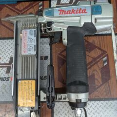 【中古】マキタ　常圧仕上釘打機　AF502N【ハンズクラフト熊本けやき通り店】【店頭取引限定】の画像