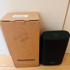 ミニ除湿機2個