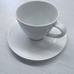 カップとソーサーのセット・1脚あたり