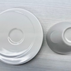 カップとソーサーのセット・1脚あたりの画像