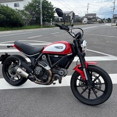 【美車・走行少ない・ローン可】Ducatiドゥカティ スクランブ...