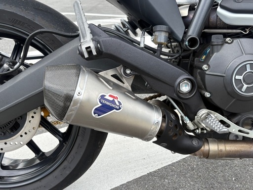 【美車・走行少ない・ローン可】Ducatiドゥカティ スクランブラー アイコン 800 テルミマフラー　YouTube動画有り 実働 車体