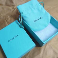 【Tiffany＆Co.の空箱と巾着】の画像