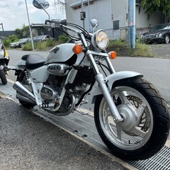 ホンダ　マグナ250 V-TWIN ローダウン　アメリカン　MC29