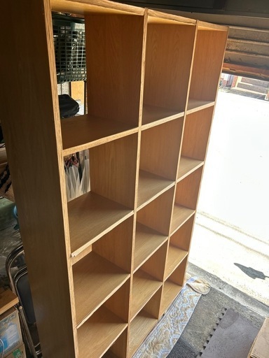 大型木製シェルフ