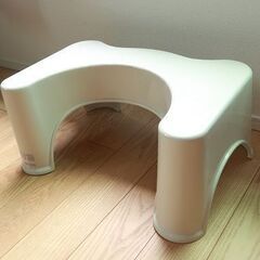 シービージャパン CB JAPAN 踏み台 ベージュ 耐荷重100kg トイレ用サポート ヨークデルの画像