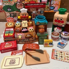 アンパンマン　　ジャムおじさんのパン工場
