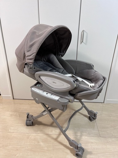 お話中　美品 電動ハイローチェア ユラリズムオートプレミアムABムーンロック くすみブラウン 現行価格69300円