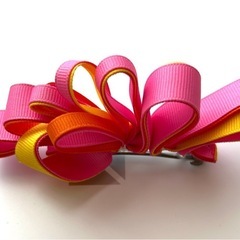 ヘアアクセサリー　バレッタ　新品未使用