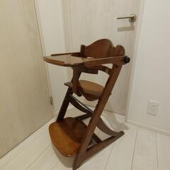 ベビーチェア　調節可。説明書付き。