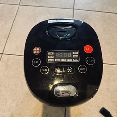 4合炊きマイコン炊飯器の画像