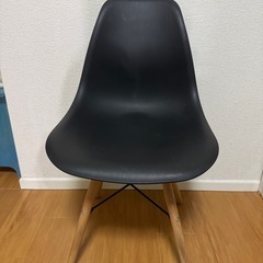 イームズチェア リプロ 椅子
 の画像