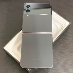 ジャンク品】Android Galaxy Flip 4｜128g...