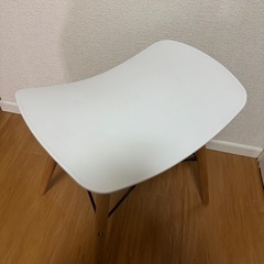イームズ リプロ チェア スツール　の画像