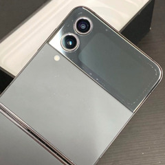 ジャンク品】Android Galaxy Flip 4｜128gb｜SIMフリーの画像