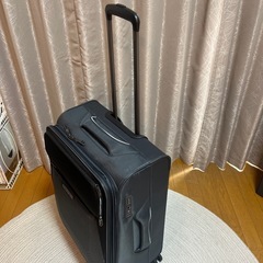 【新品】 アメリカンツーリスター スーツケースの画像