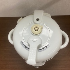 電気式圧力鍋の画像