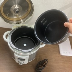 電気式圧力鍋の画像