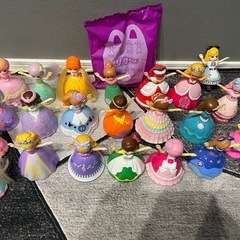 ハッピーセット　リカちゃん　23体　着せ替えの画像