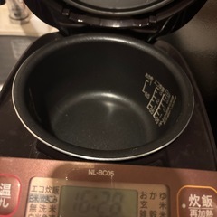 【決定済】象印　炊飯器の画像