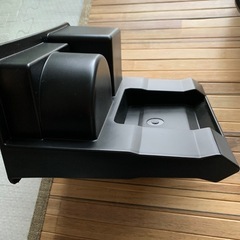ベンチシート用のドリンクホルダーの画像