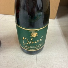 スパークリングワインと果実酒の画像