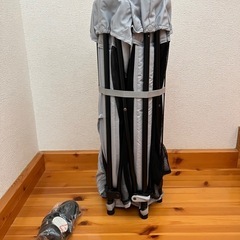 日本育児　洗えてたためるポータブルベビーサークル　クラウド