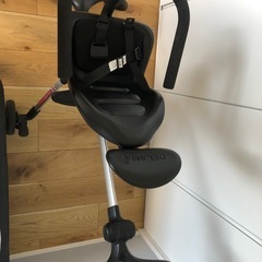 多機能折リたたみ式4輪式ベビーカーの画像
