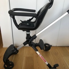 多機能折リたたみ式4輪式ベビーカー