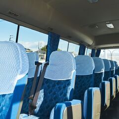 ”夕方限定”《バス送迎ドライバー》土日祝休み｜福利厚生充実｜マイカー通勤OK♪の画像