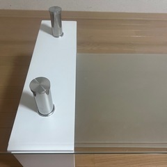 美品  ガラスローテーブル うちむら家具の画像