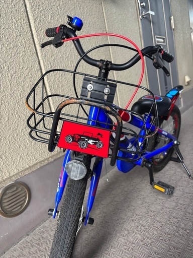 16インチ自転車　補助輪付き