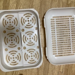 Pigeon ピジョン　電子レンジスチーム&薬液消毒ケースの画像