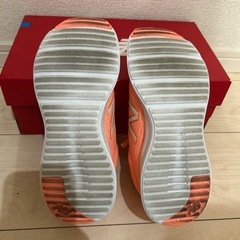 ニューバランス　スニーカーの画像