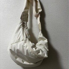 ショルダーバッグの画像