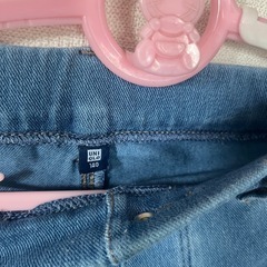 140サイズ👏👏ユニクロキッズ👦ジーンズ👖の画像