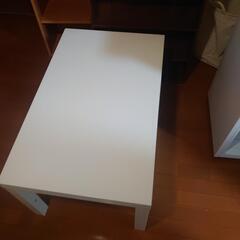 テーブル