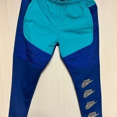 Nike THERMA トレーナー セットアップの画像