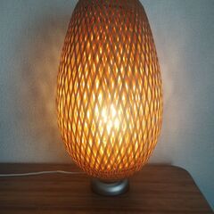 IKEAのテーブルランプ (BÖJA)の画像