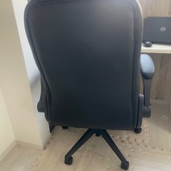 LOWYA　オフィスチェア　NEWアグラチェア PU ブラックの画像